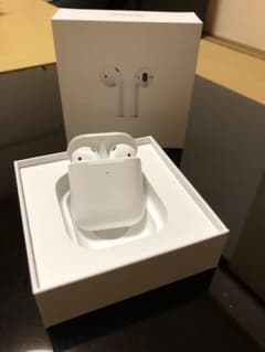 airpods   Apple純正のサムネイル