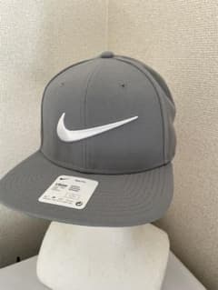 NIKE  キャップのサムネイル