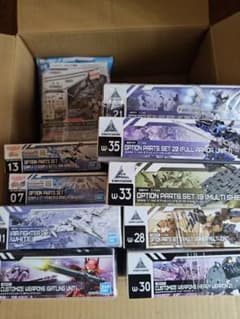 まとめ売り　３０ｍｍ・ガンプラ　オプションパーツ　フルアーマー他１３個セット