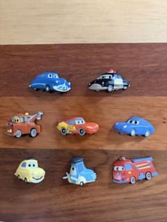 ディズニー カーズ マグネット 8個セット(コンプリート)のサムネイル
