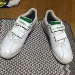 アディダス スニーカーのサムネイル