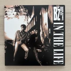 B'z アナログレコード LP 「IN THE LIFE」 - メルカリ