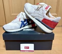 美品 Onitsuka Tiger スニーカー 26cm 日本限定 クリーム - メルカリ