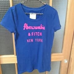 アバクロ☆ネイビーTシャツのサムネイル