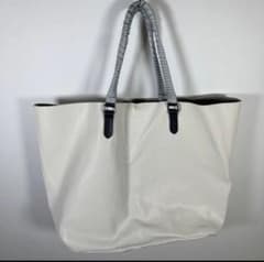 ZARA シンプルトートバッグ　白　アイボリーのサムネイル