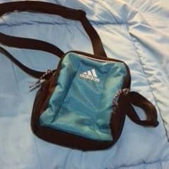adidas　　ショルダーバッグのサムネイル