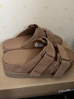 UGG アグ サンダル スライドサンダル ゴールデンスター ハイのサムネイル