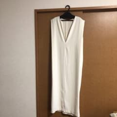Etre Tokyo スリットネックボックスワンピースのサムネイル