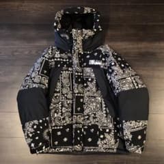 FIRST DOWN 別注バンダナショートダウン ペイズリー柄ダウンジャケット