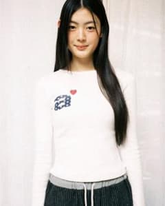 aeae ホワイト 長袖Tシャツのサムネイル