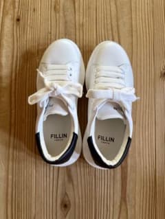 FILLIN LUCENT｜WHITE & BLACKのサムネイル