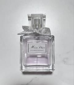 ミスディオール ブルーミングブーケ Dior 香水 30mlのサムネイル