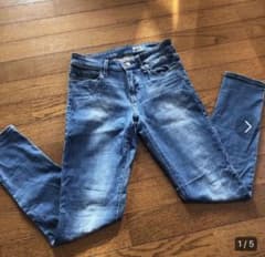 UNIQLOスキニーフィットデニム