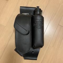Harley-Davidson ボトルホルダー付きサドルバッグのサムネイル