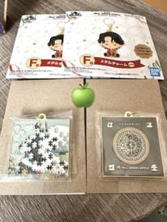 バンダイ ミセス 一番くじ F賞 メタルチャーム2個セット (クスシキ・天国)のサムネイル