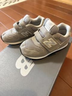 New Balance 996 キッズ スニーカー グレー 14cmのサムネイル