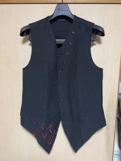 Yohji Yamamoto pour homme 24SS 安全ピンベスト 4 Yohji Yamamoto pour homme 24SS 安全ピンベスト 4 - メルカリ
