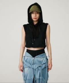 BEEDEN VEST STUDS HOODIEのサムネイル