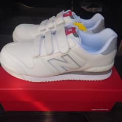 ニューバランスNew Balance 26.0 EEEのサムネイル