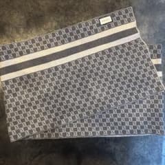 【早い者勝ち！／超美品✨】GUCCI マフラー ストール グレー×ブラックのサムネイル