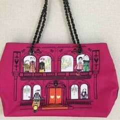 LOVE  MOSCHINOのサムネイル
