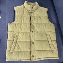 GAP メンズダウンベスト カーキ Sサイズのサムネイル