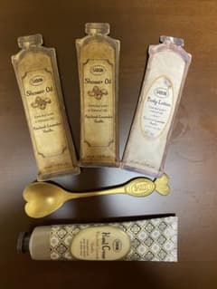サボン　ハンドクリーム　サンプルセットのサムネイル