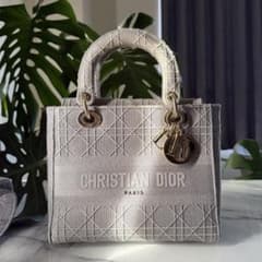 DIOR Lady D-Lite エンブロイダリー グレー ミディアム - メルカリ