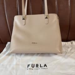 FURLA フルラ　レザートートバッグ　保存袋ありのサムネイル