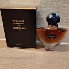 国内正規品　ゲラン　シャリマー　ミレジム　トンカ　オードパルファン　50ml ゲラン シャリマー ミレジム トンカ 50ml オーデパルファン - メルカリ