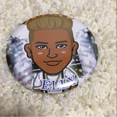 ELLY 缶バッチのサムネイル