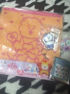 BT21 고무 매력 & 수건 손수건 & 아크릴 열쇠 고리 미사용 RJ