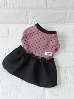 犬服　ハートドット×ブラックフリルワンピース　ハンドメイド　Mのサムネイル