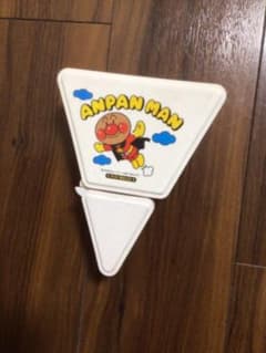 アンパンマン　おもちゃ箱　タッパーのサムネイル