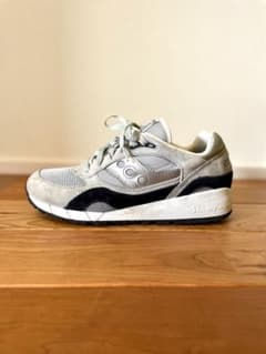にゃおん様専用【限定完売モデル】SAUCONY サッカニー SHADOW6000のサムネイル