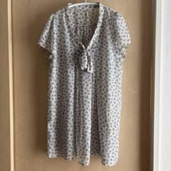 小花柄 半袖チュニックのサムネイル