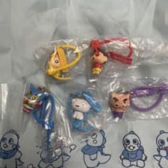 クレヨンしんちゃん カラフルマルチチャーム 5個セットのサムネイル