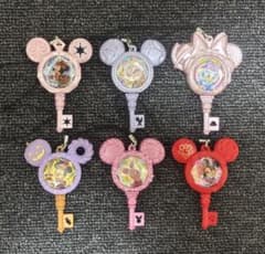 ディズニー マジックキャッスル キーコレクション 6種セットのサムネイル