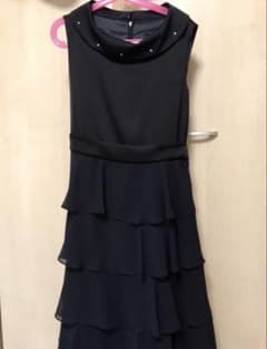 BeBe ワンピース　ドレス　150のサムネイル