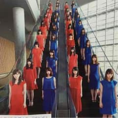 乃木坂46  2ndアルバム それぞれの椅子のサムネイル