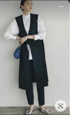 Mila  Owen☆バックベルトロングジレ（美品）のサムネイル