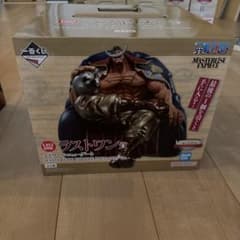 ワンピース　一番くじ　ラストワン賞　エドワード・ニューゲート  フィギュアのサムネイル