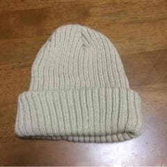 カージュのニット帽のサムネイル