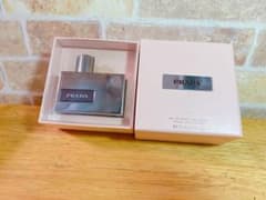 PRADA 香水のサムネイル