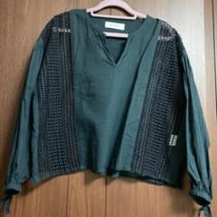 トップスのサムネイル