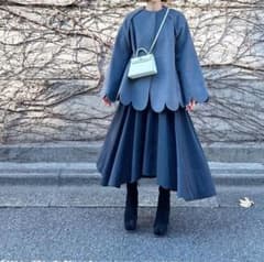 シーニュ cygne ケープ ポンチョ　グレー　大人気のお品です♡美品♡ cygne シーニュ スカラップケープsophie ポンチョ グレー サイズ1