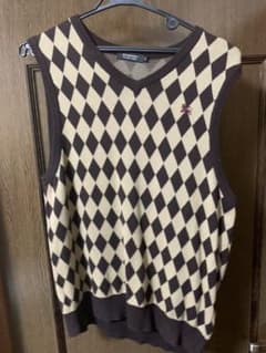 【年末大幅値下げ美品】バーバリーブラックレーベル　ベストのサムネイル