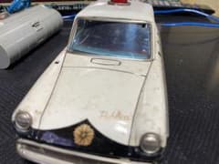 ブリキ製　トヨタ　パプリカ　警視庁パトカー ブリキ製 トヨタ パプリカ 警視庁パトカー - メルカリ