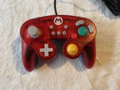 任天堂　ホリ　ゲームキューブクラシックコントローラー　マリオのサムネイル