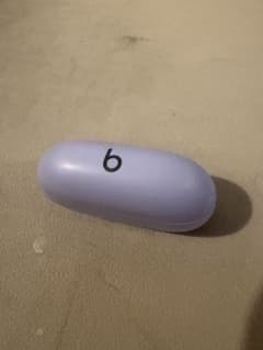 Beats ワイヤレスイヤホン 本体 パープルのサムネイル